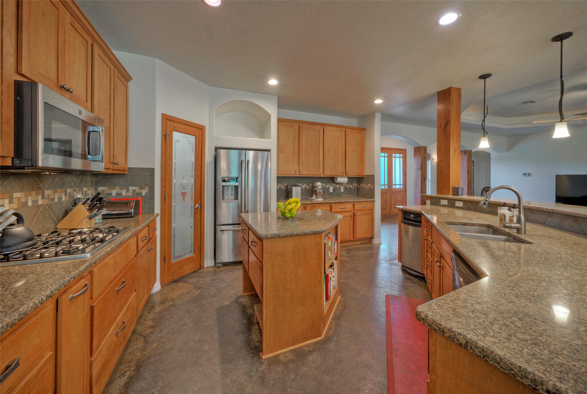 124 Summer Oak Ct, Georgetown, TX 78628