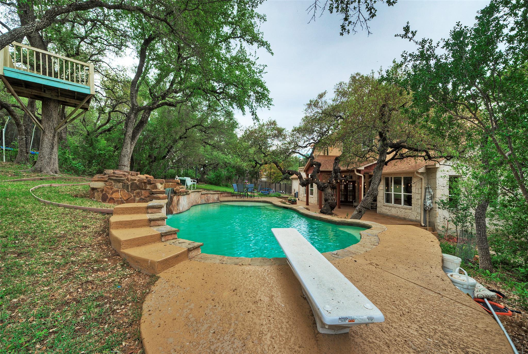 124 Summer Oak Ct, Georgetown, TX 78628