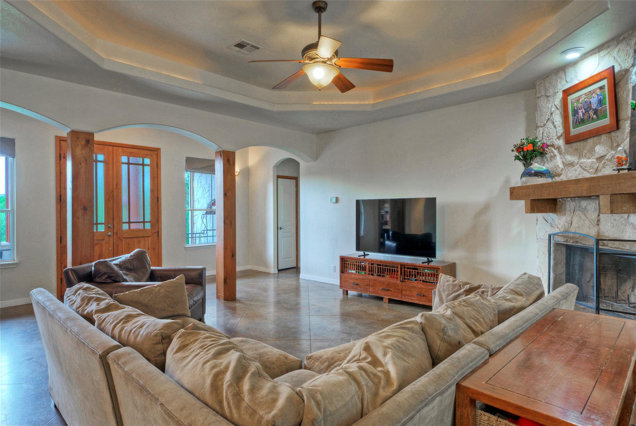 124 Summer Oak Ct, Georgetown, TX 78628