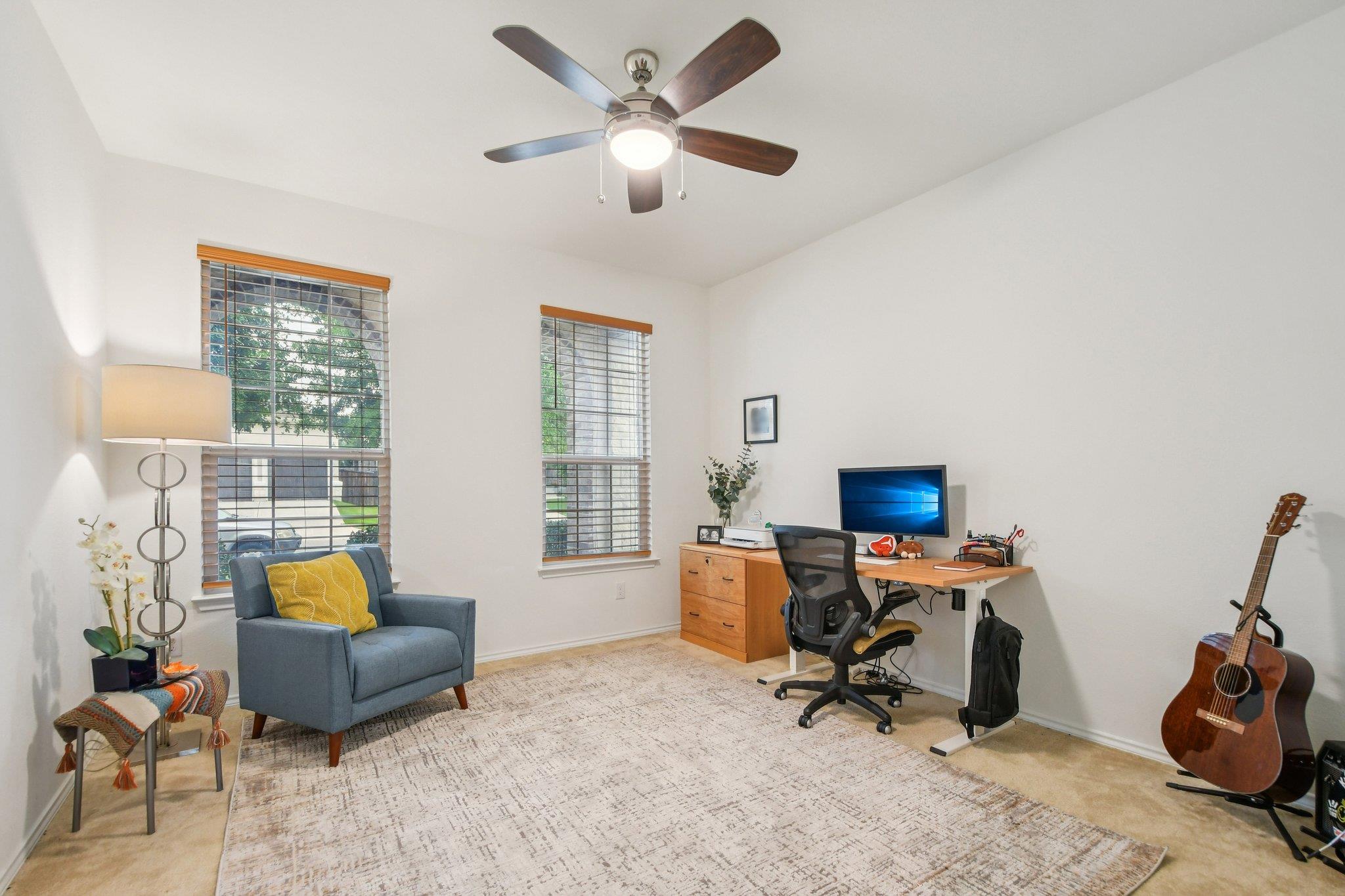 1832 Stinnett Dr, Leander, TX 78641