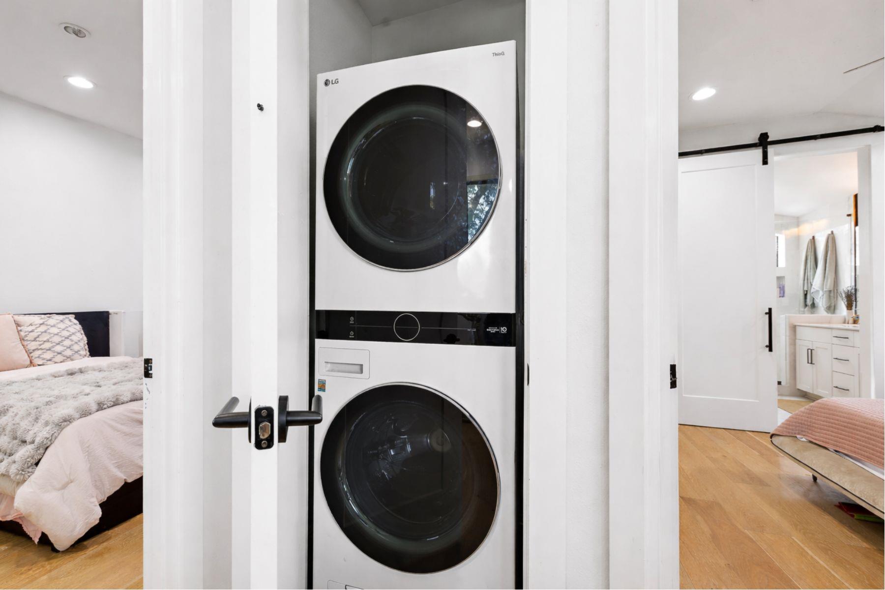 408 W Odell St # 2, Austin, TX 78752