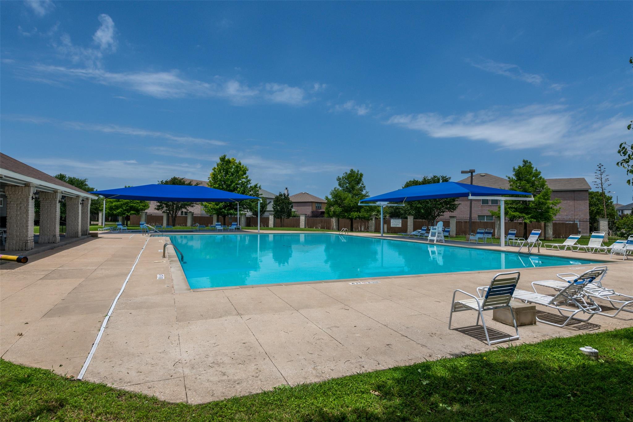 200 Deercreek Ln, Leander, TX 78641