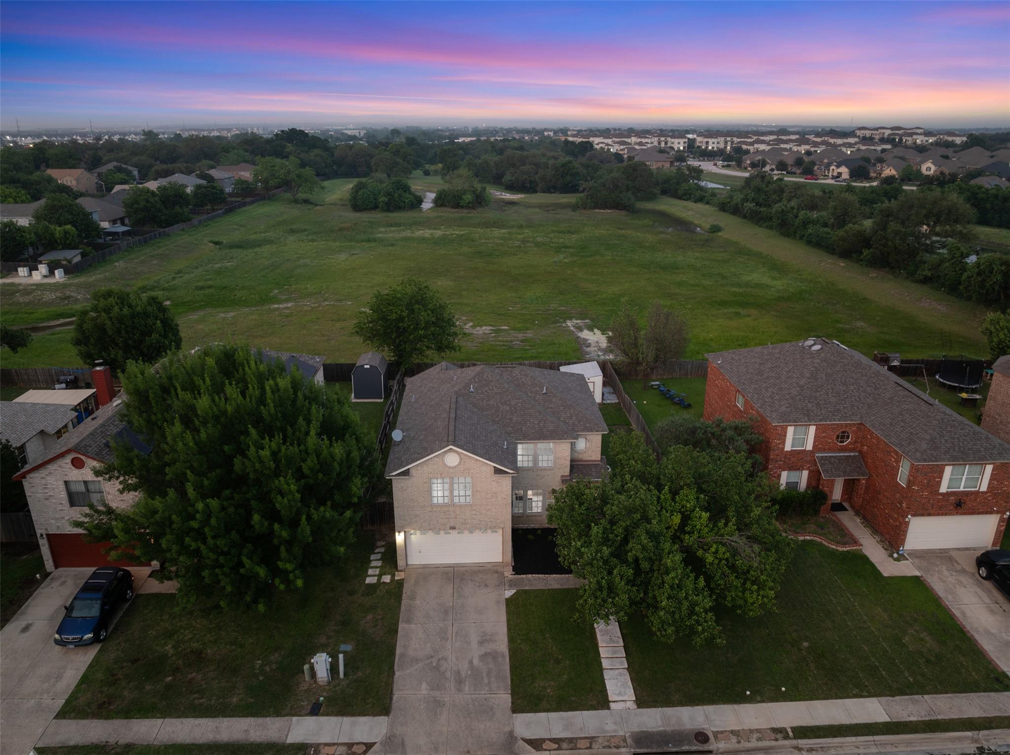200 Deercreek Ln, Leander, TX 78641