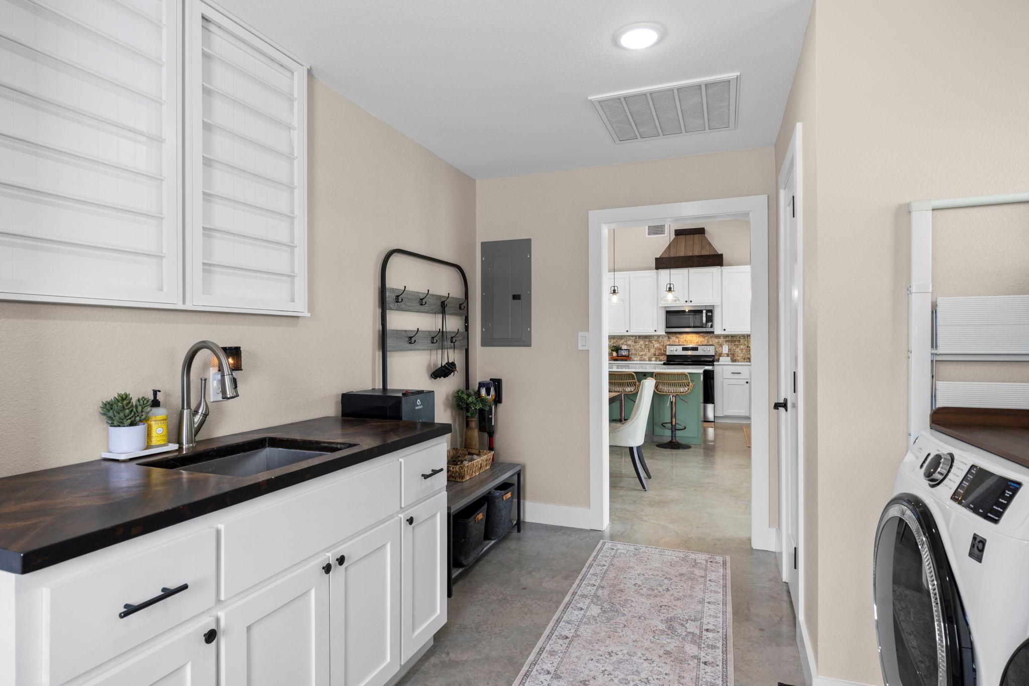 2002 County Road 1154, Lampasas, TX 76550