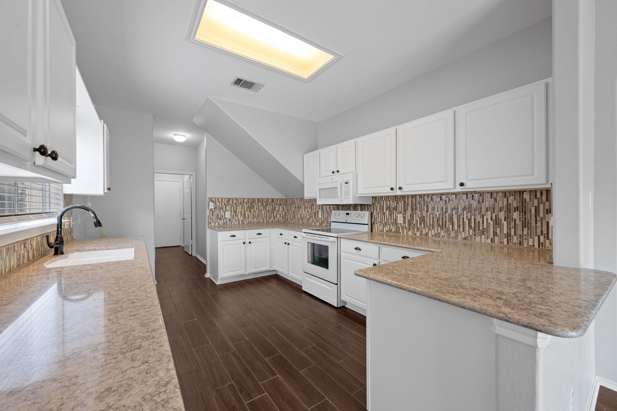 1010 Del Roy Dr, Cedar Park, TX 78613