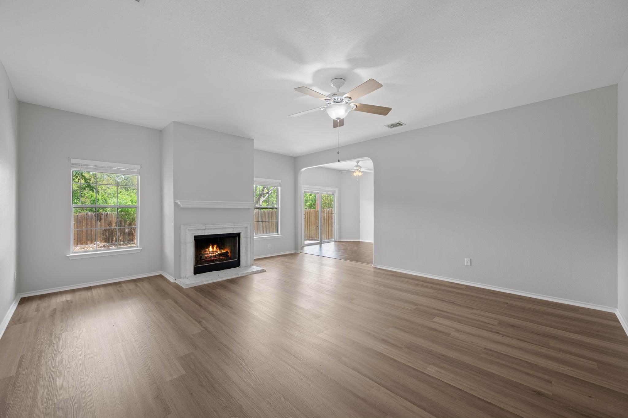 1010 Del Roy Dr, Cedar Park, TX 78613