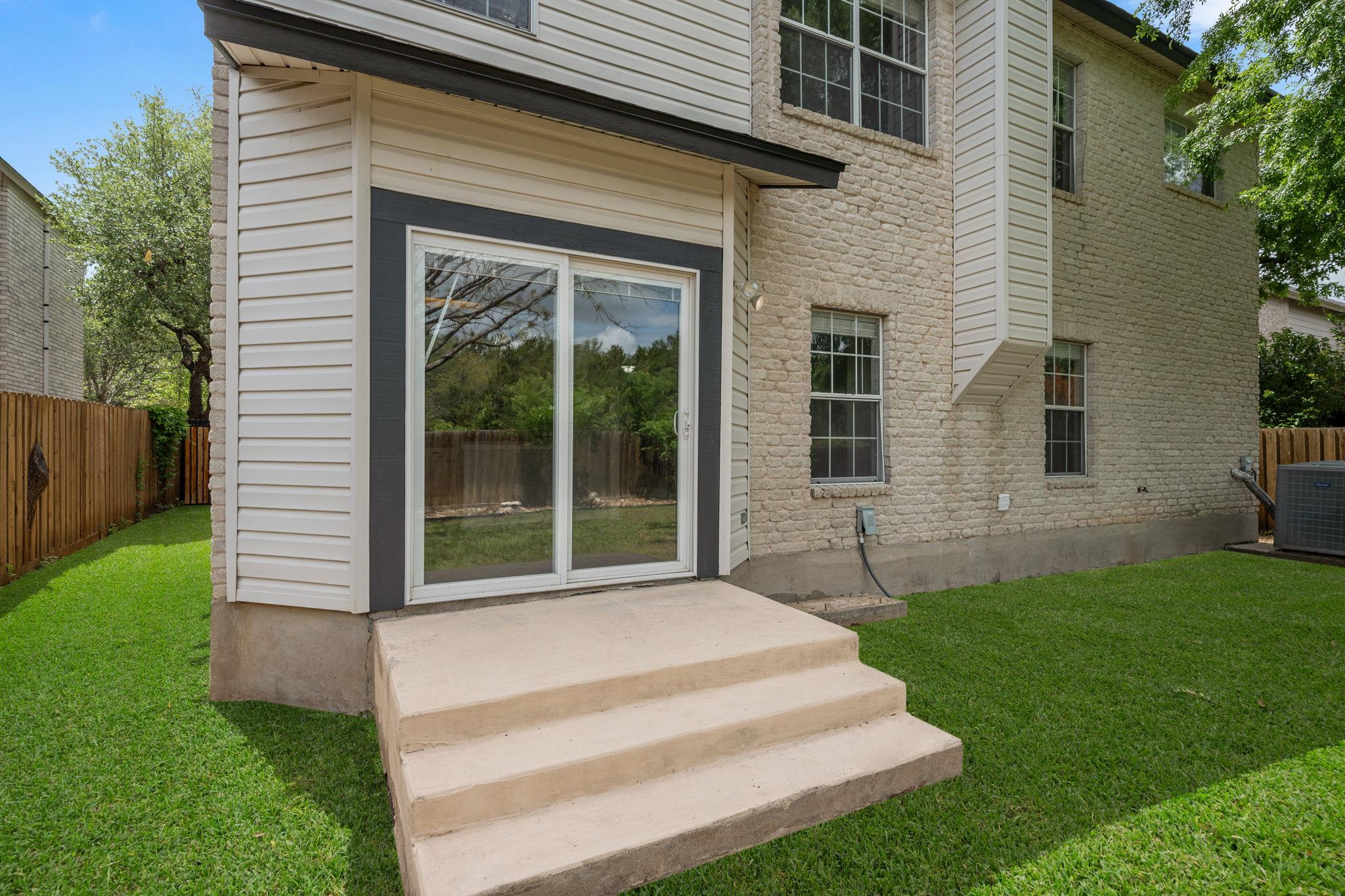 1010 Del Roy Dr, Cedar Park, TX 78613