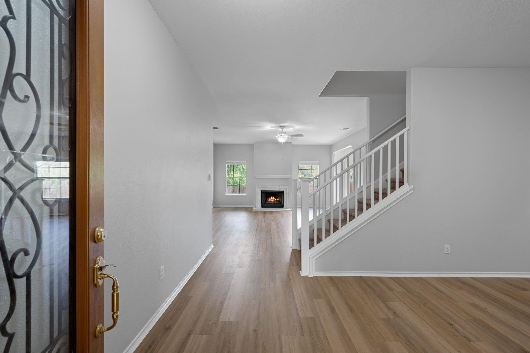 1010 Del Roy Dr, Cedar Park, TX 78613