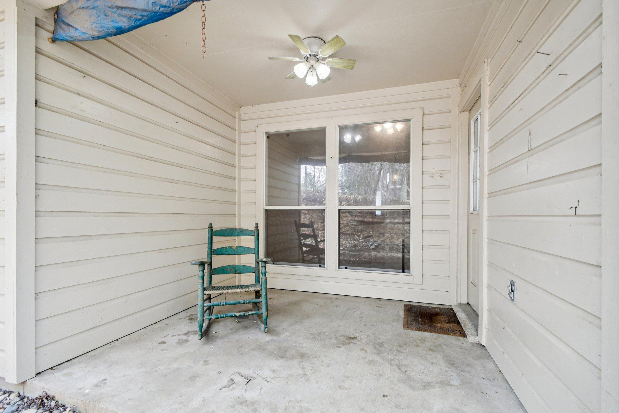 604 Clyde Ct, San Marcos, TX 78666