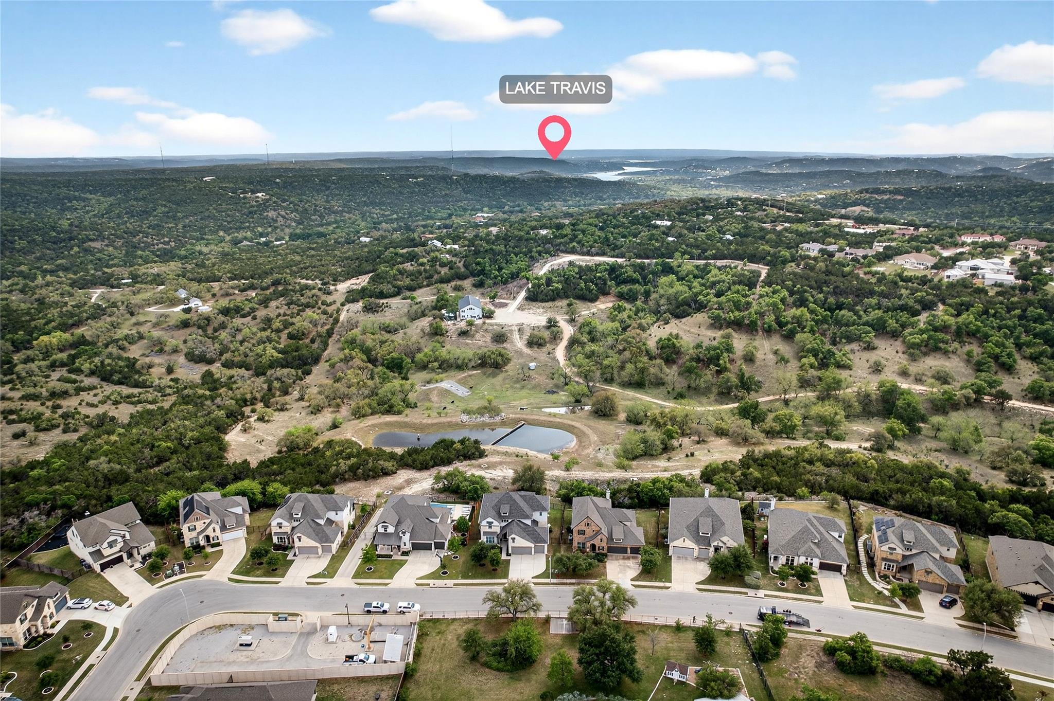 907 Valley View Dr, Leander, TX 78641