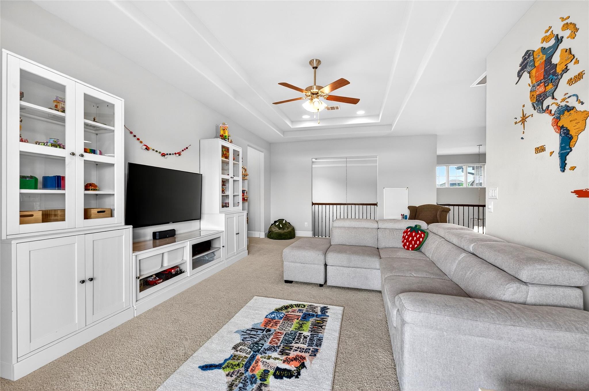 907 Valley View Dr, Leander, TX 78641