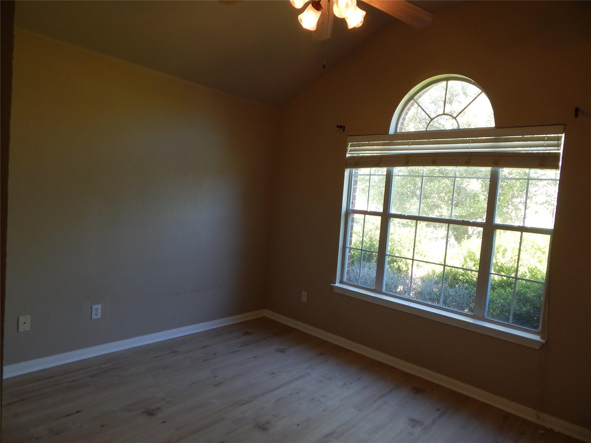 601 Abbeyglen Castle Dr, Pflugerville, TX 78660