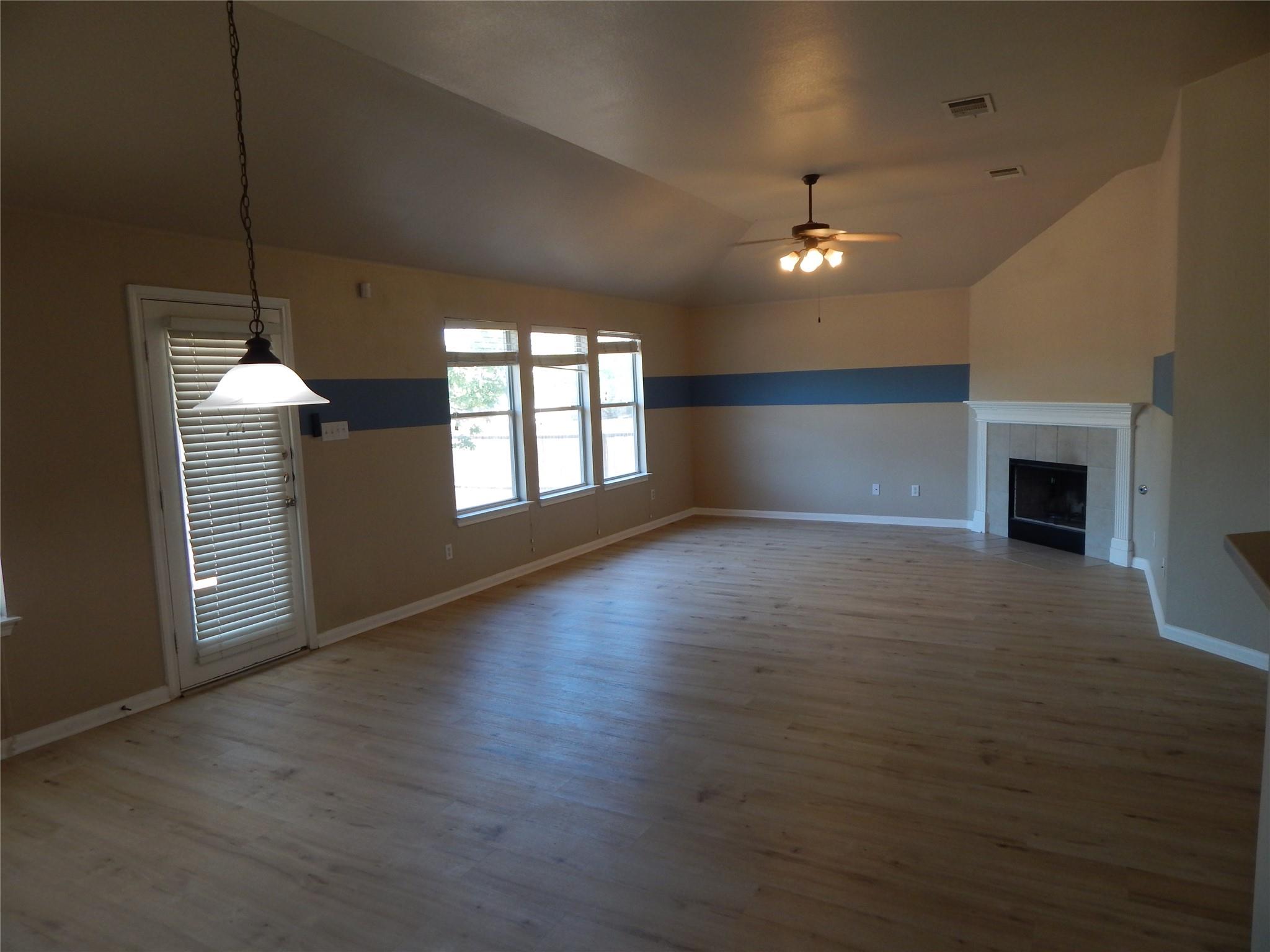 601 Abbeyglen Castle Dr, Pflugerville, TX 78660