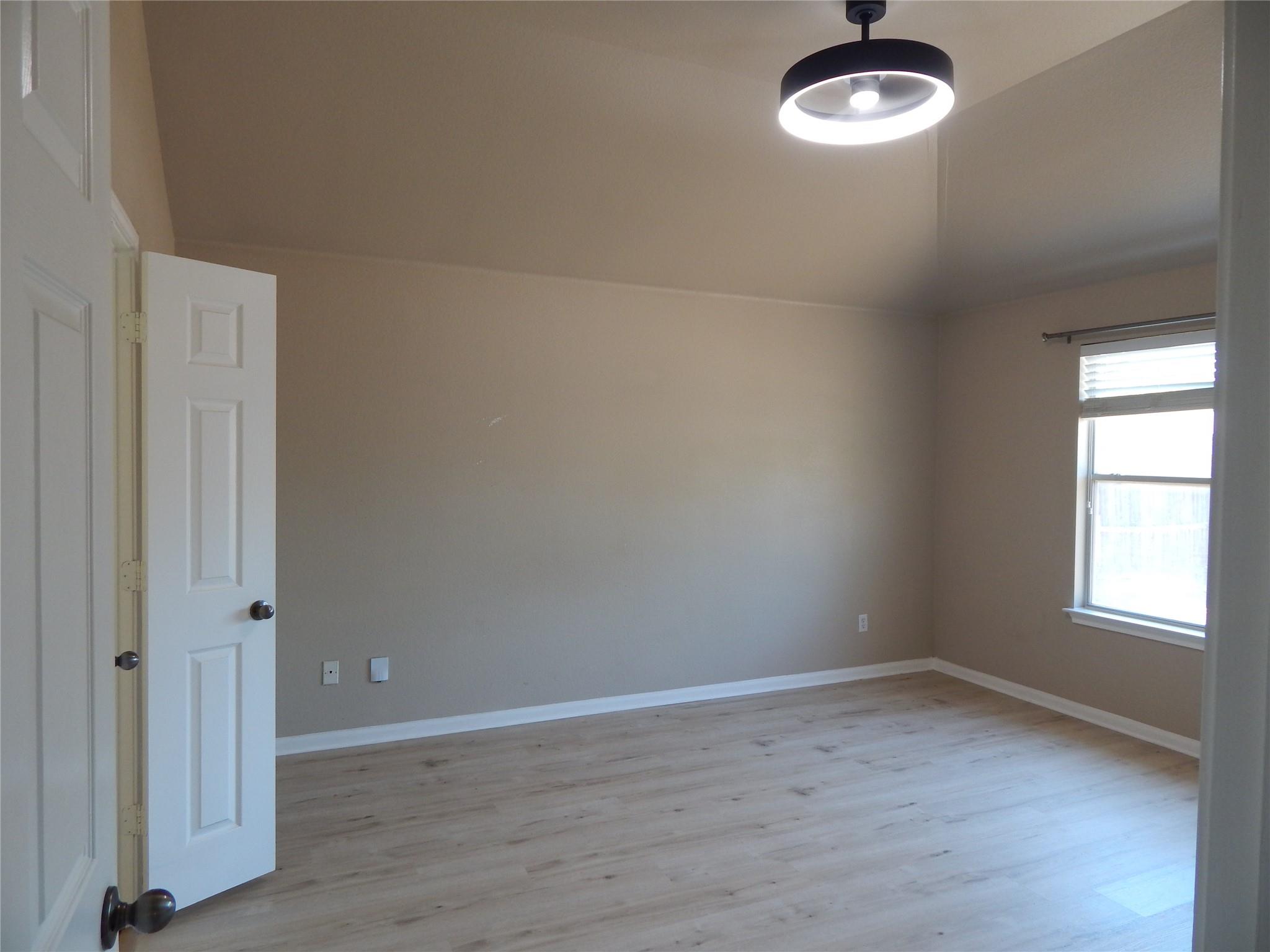 601 Abbeyglen Castle Dr, Pflugerville, TX 78660