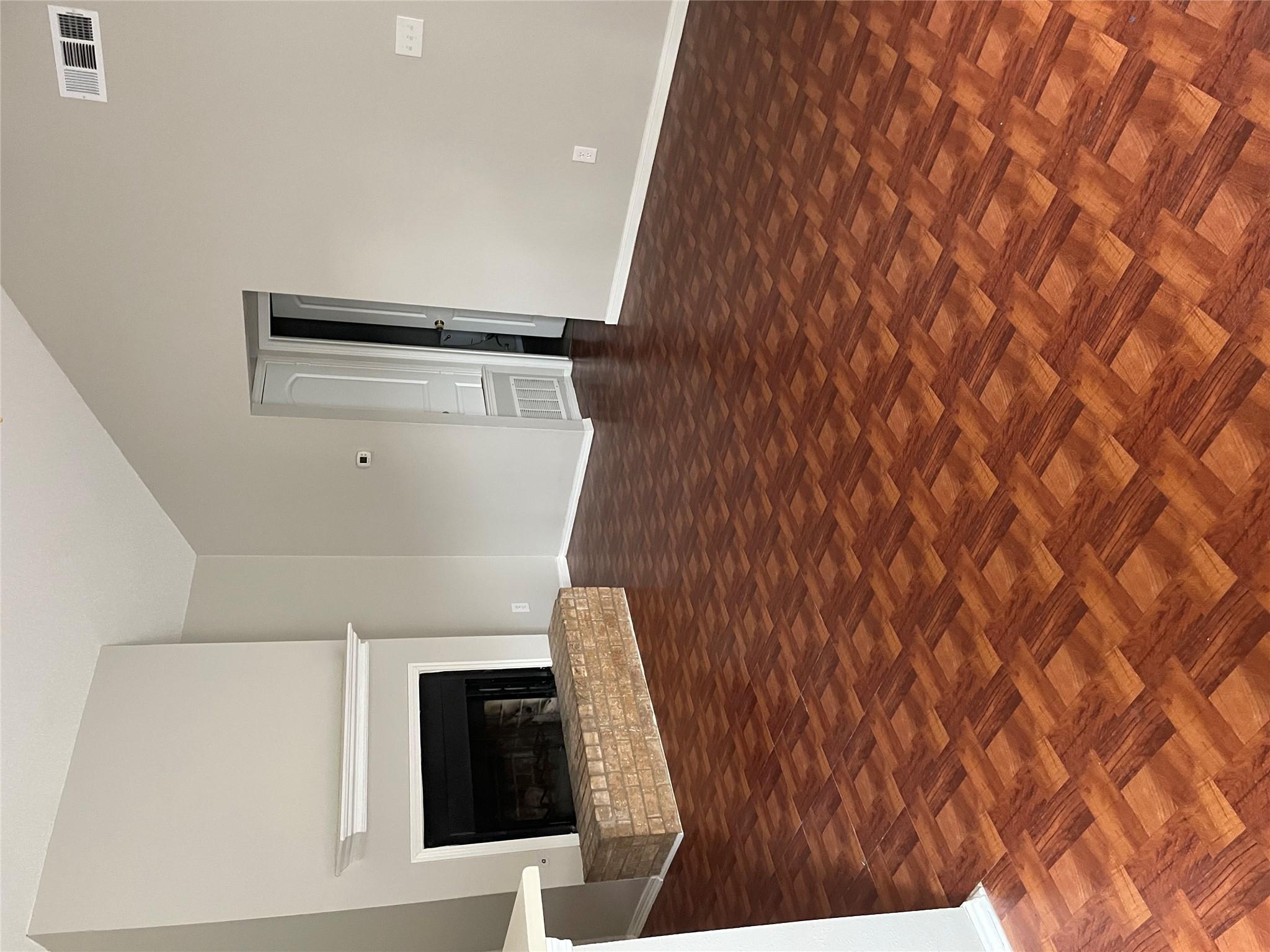 106 E Austin Ave # A, Hutto, TX 78634