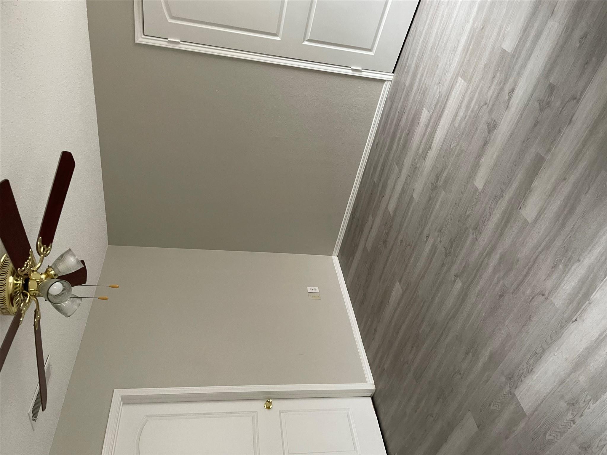 106 E Austin Ave # A, Hutto, TX 78634