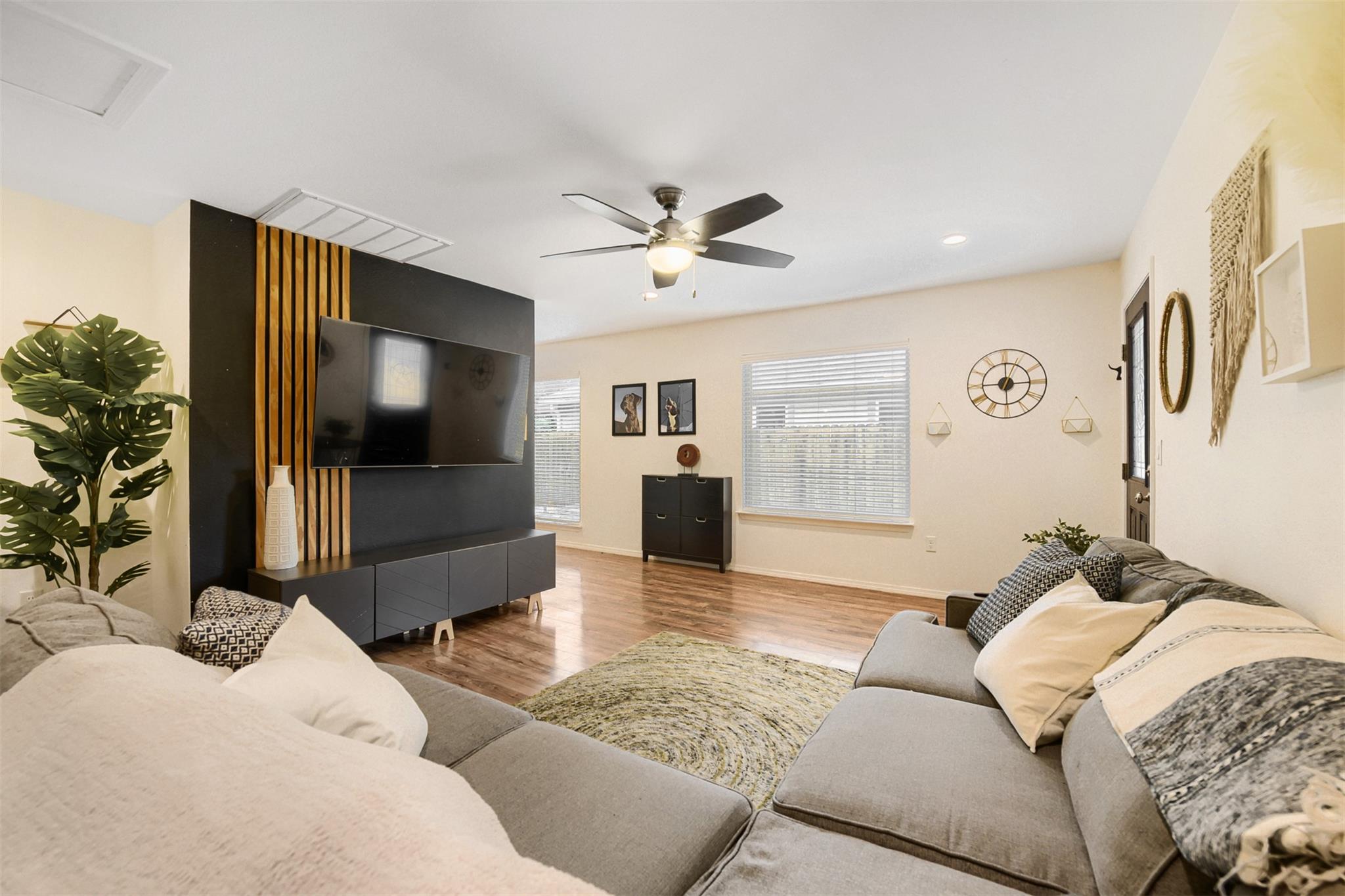 6105 Palm Cir, Austin, TX 78741