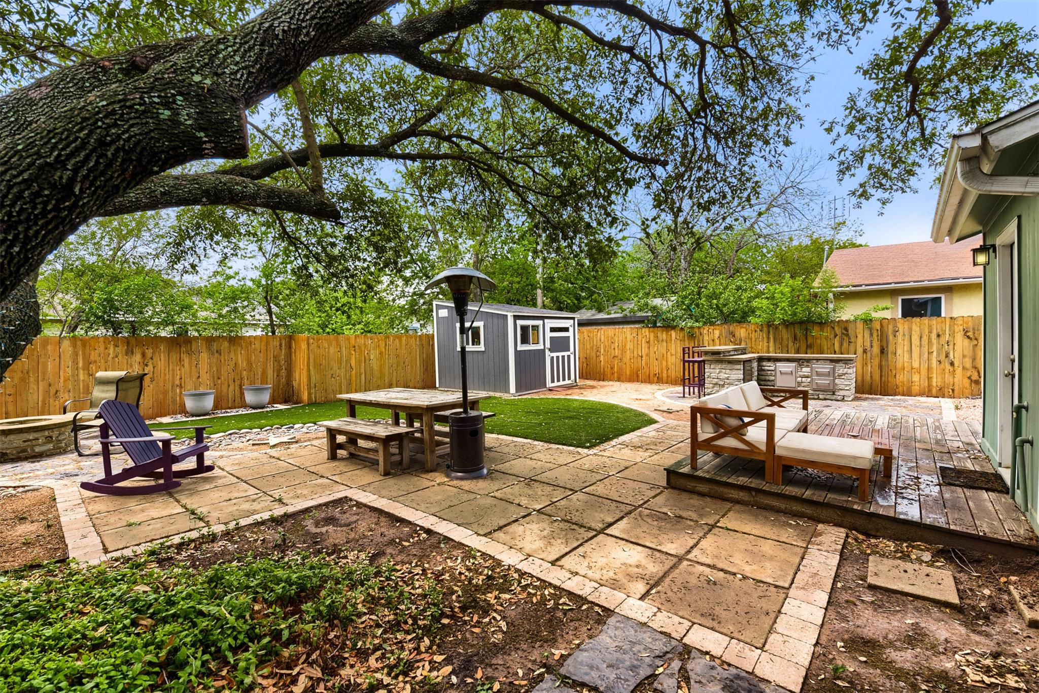 6105 Palm Cir, Austin, TX 78741