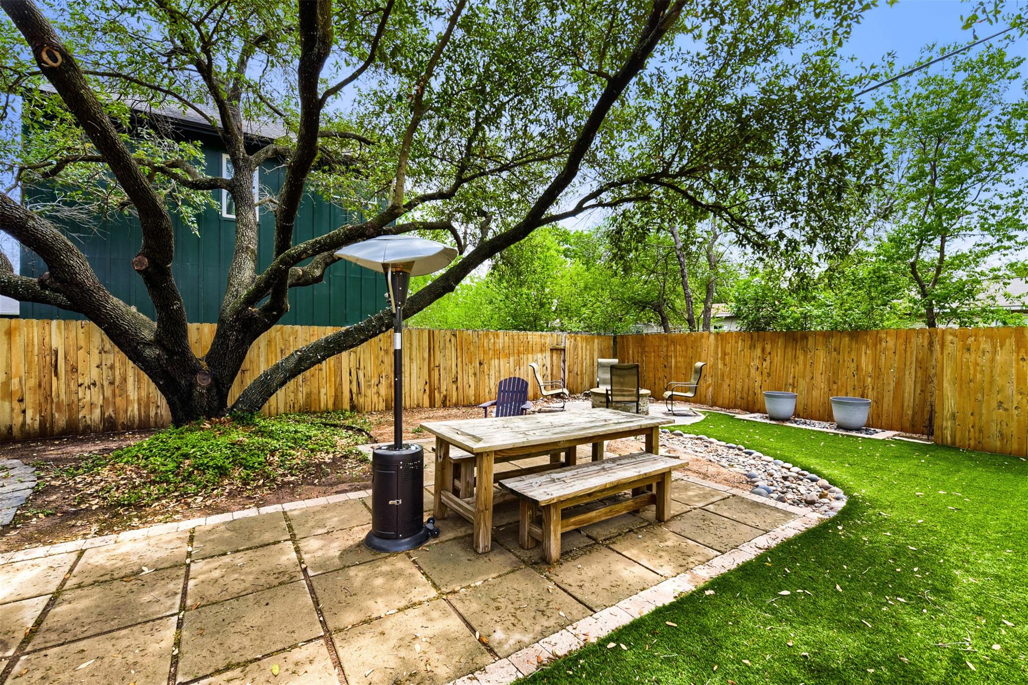 6105 Palm Cir, Austin, TX 78741