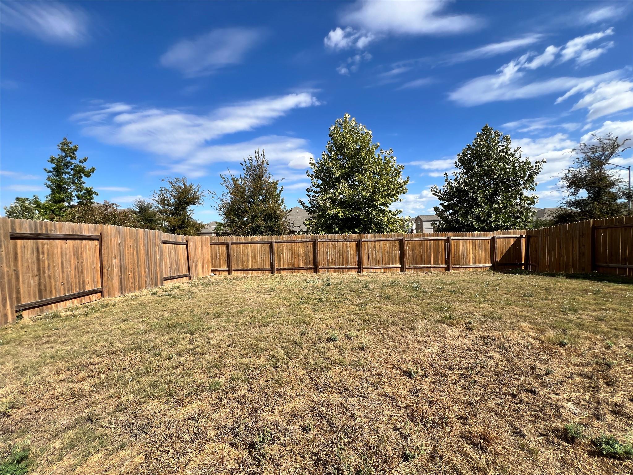 113 Sunnymeade Ln, Jarrell, TX 76537