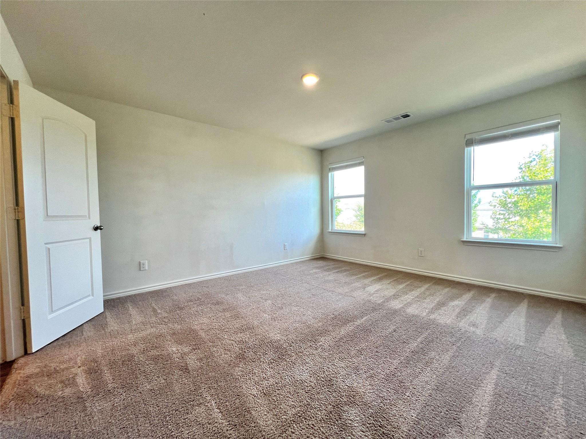 113 Sunnymeade Ln, Jarrell, TX 76537