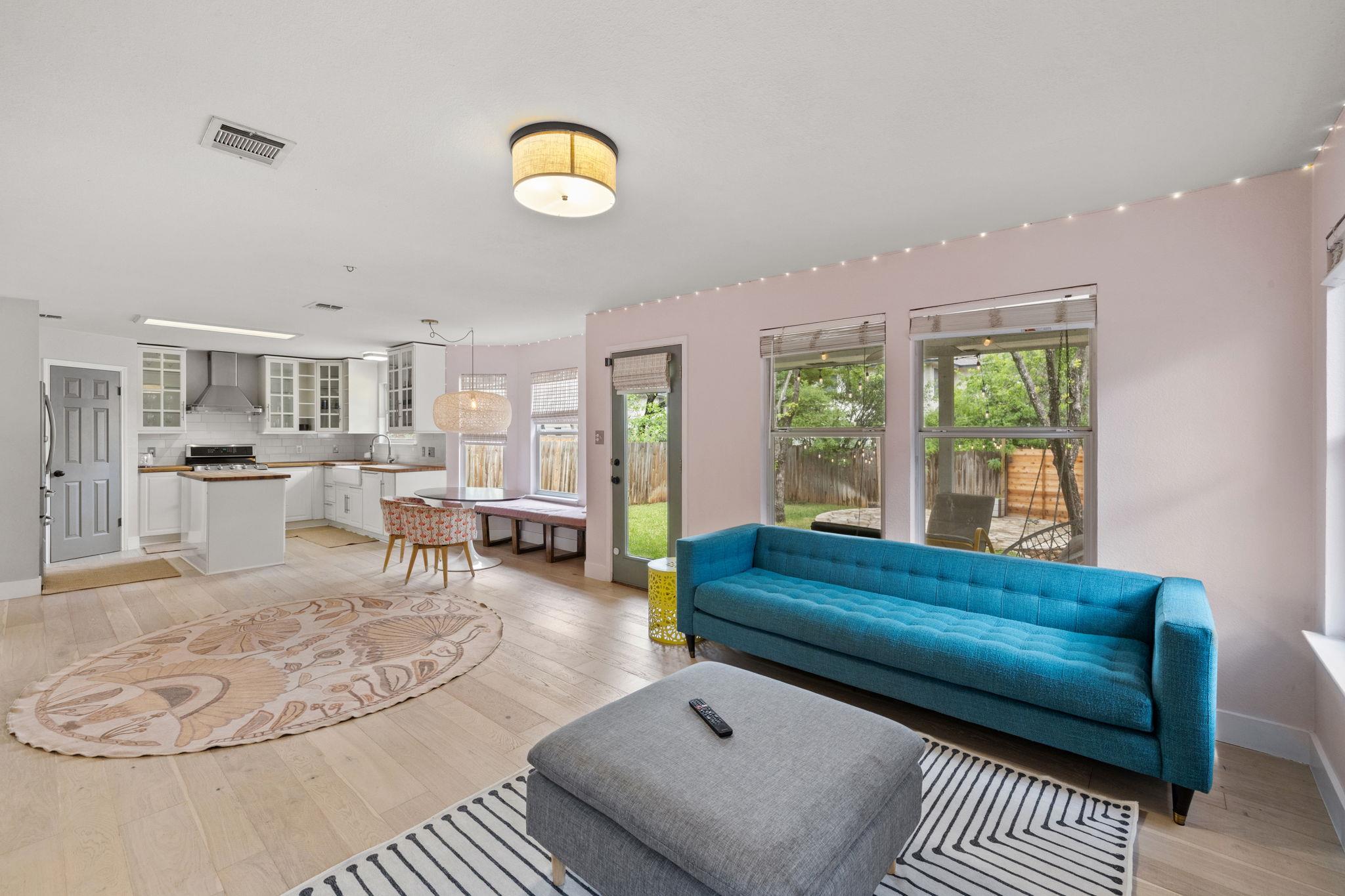 12761 Council Bluff Dr, Austin, TX 78727