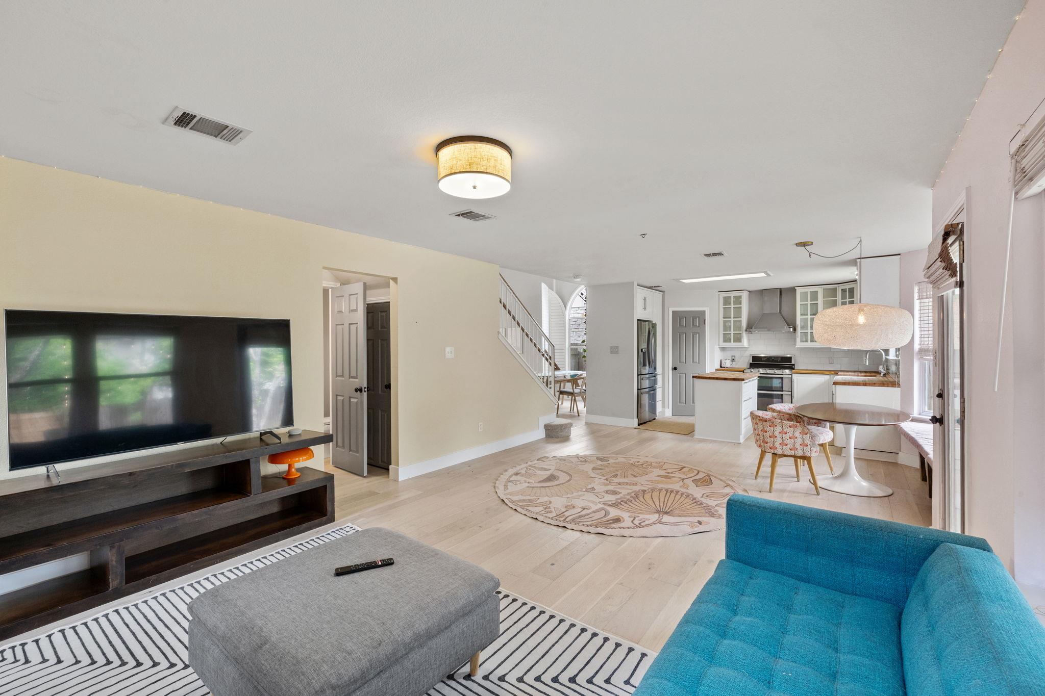 12761 Council Bluff Dr, Austin, TX 78727