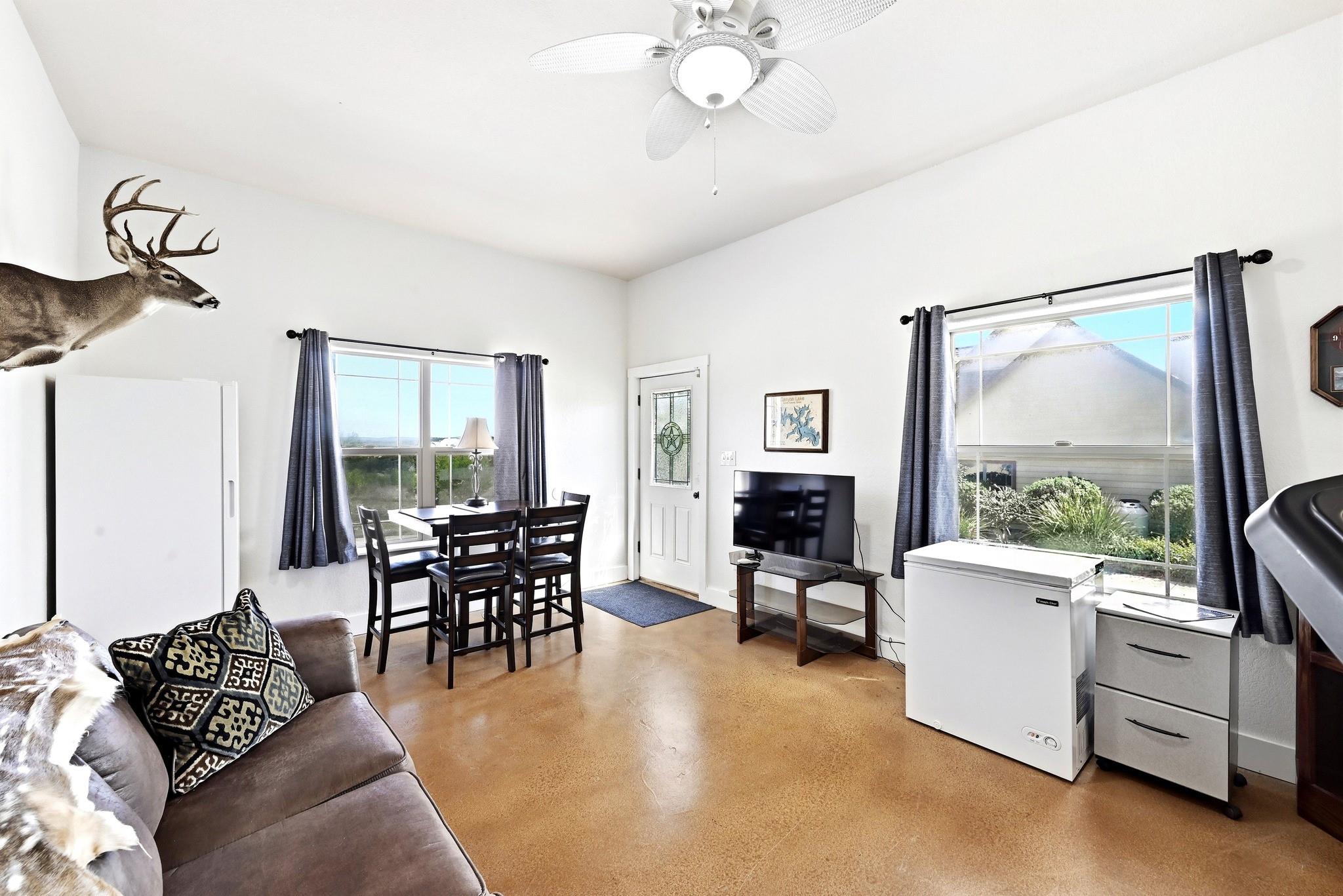 225 Blue Water Cv, Wimberley, TX 78676