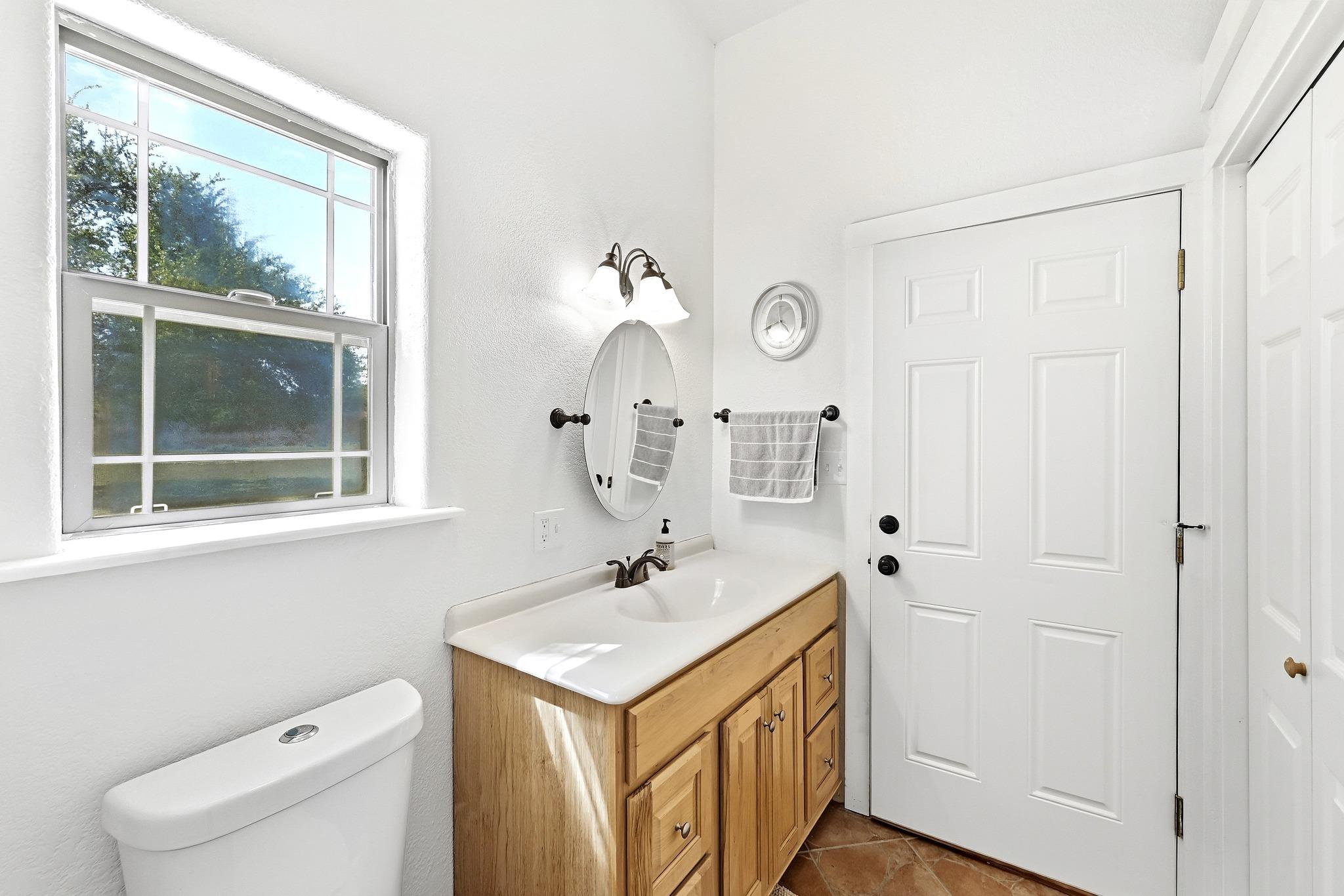 225 Blue Water Cv, Wimberley, TX 78676