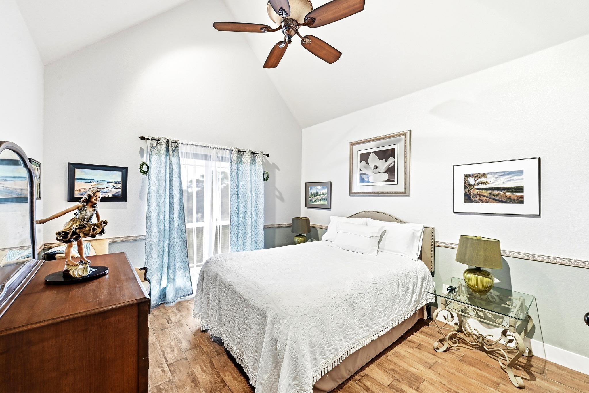 225 Blue Water Cv, Wimberley, TX 78676