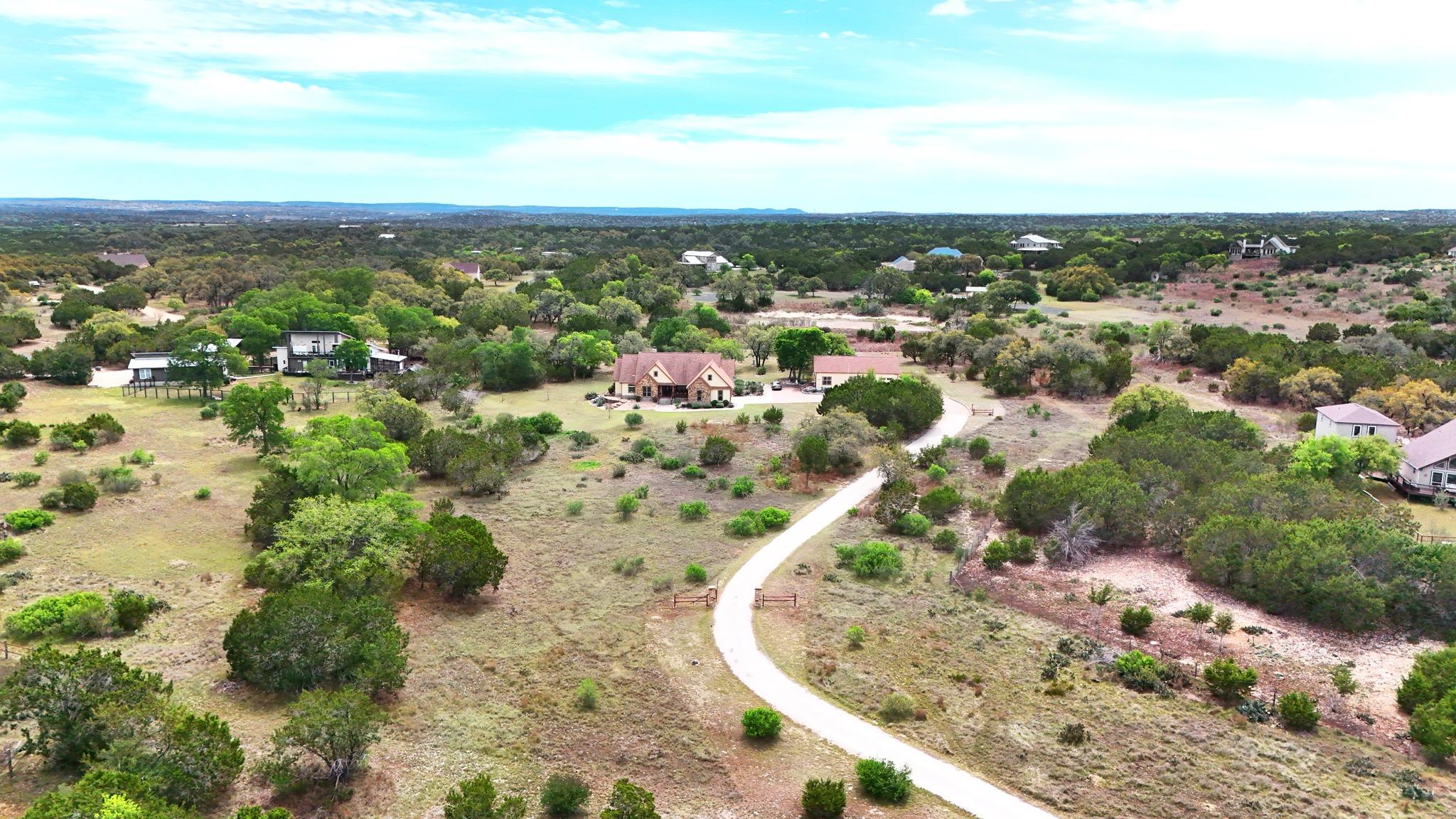 225 Blue Water Cv, Wimberley, TX 78676