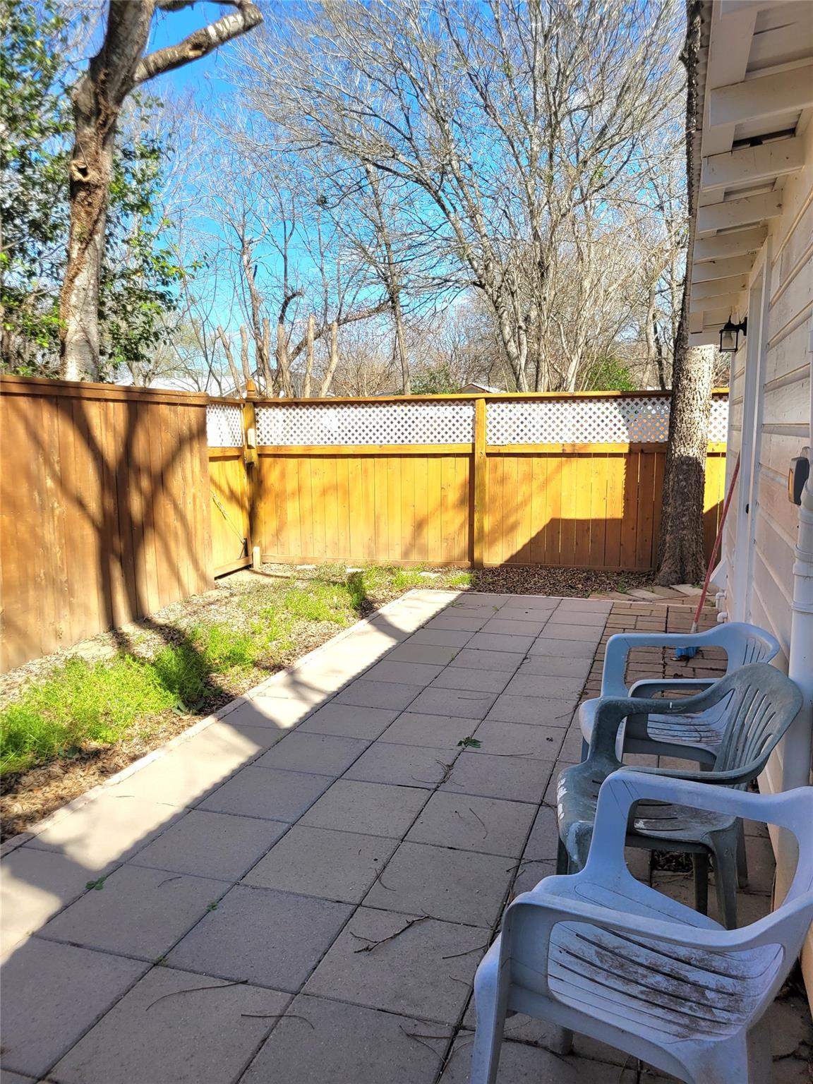 1106 Austin St, Bastrop, TX 78602