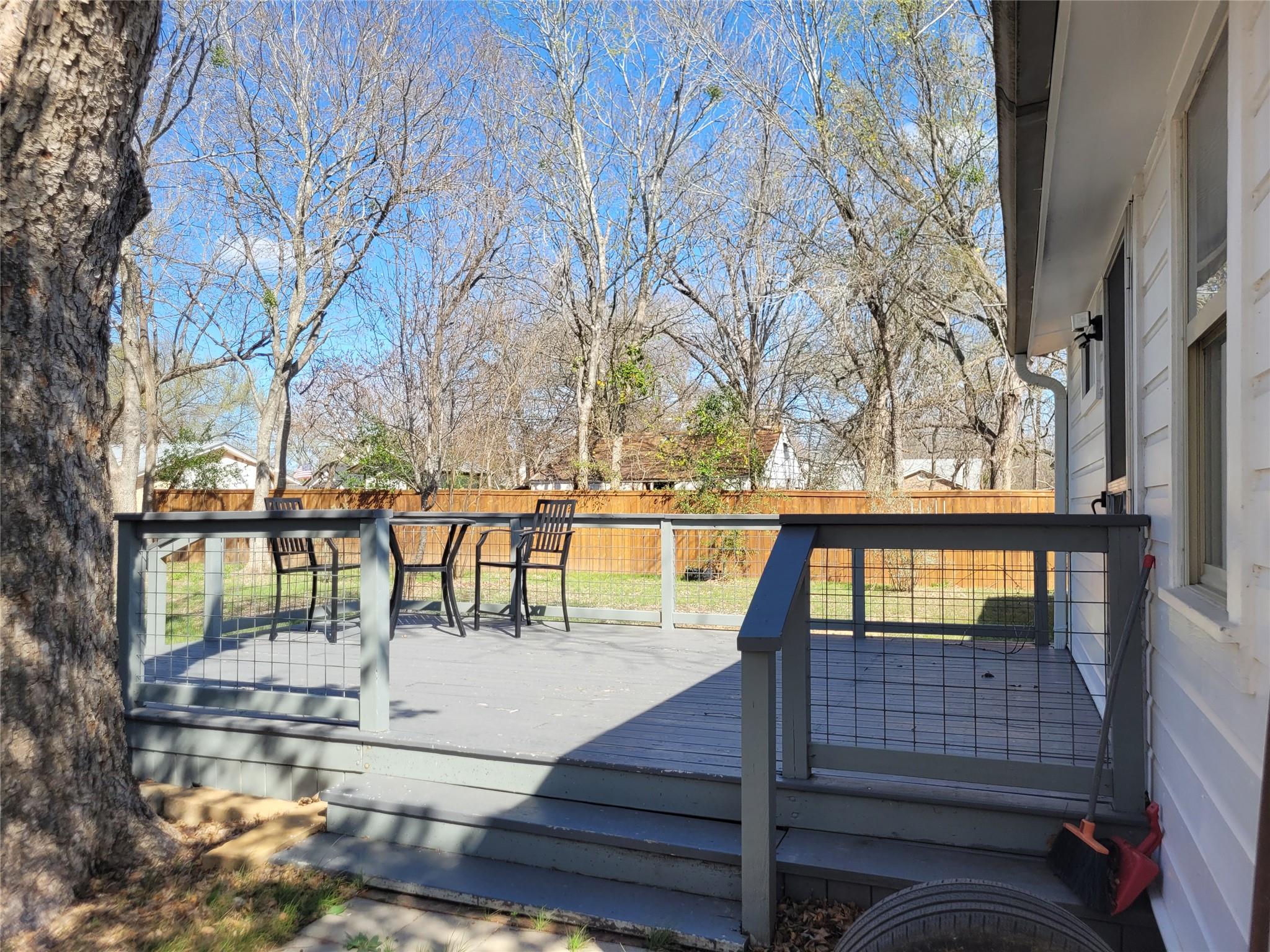 1106 Austin St, Bastrop, TX 78602