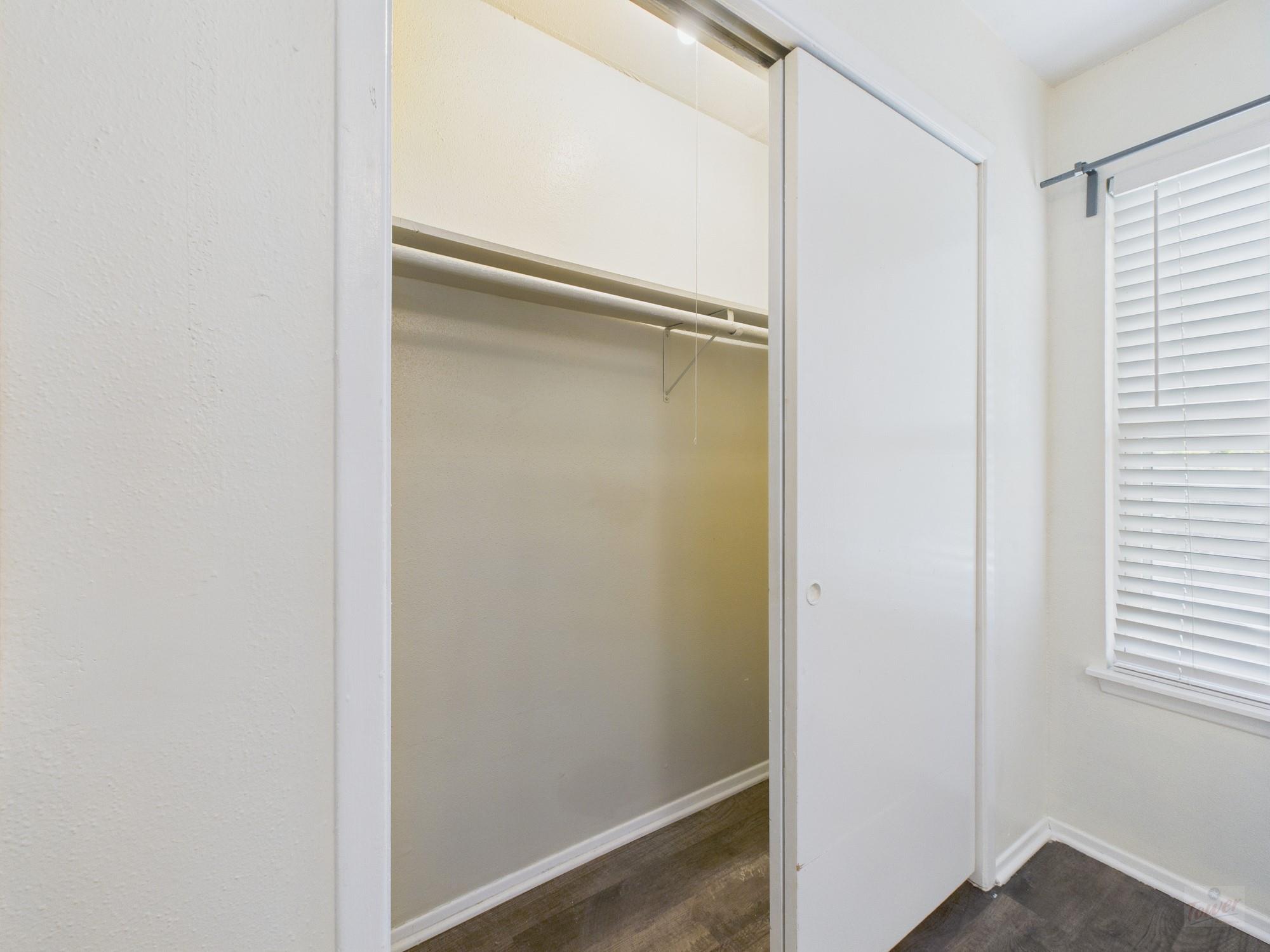 1106 W 22nd St # 5, Austin, TX 78705