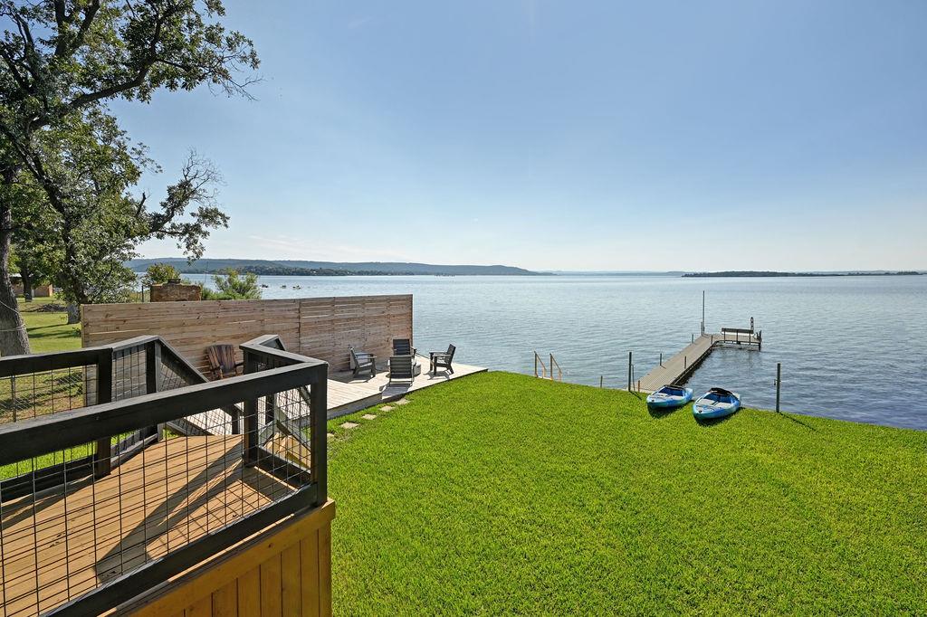 611 Lakeshore Loop, Tow, TX 78672