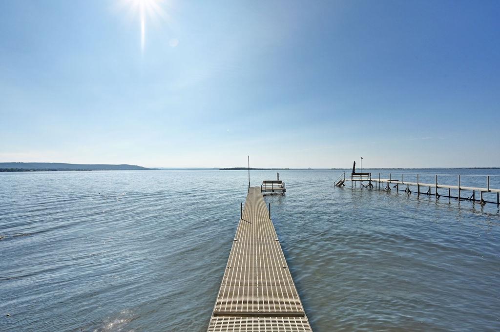 611 Lakeshore Loop, Tow, TX 78672