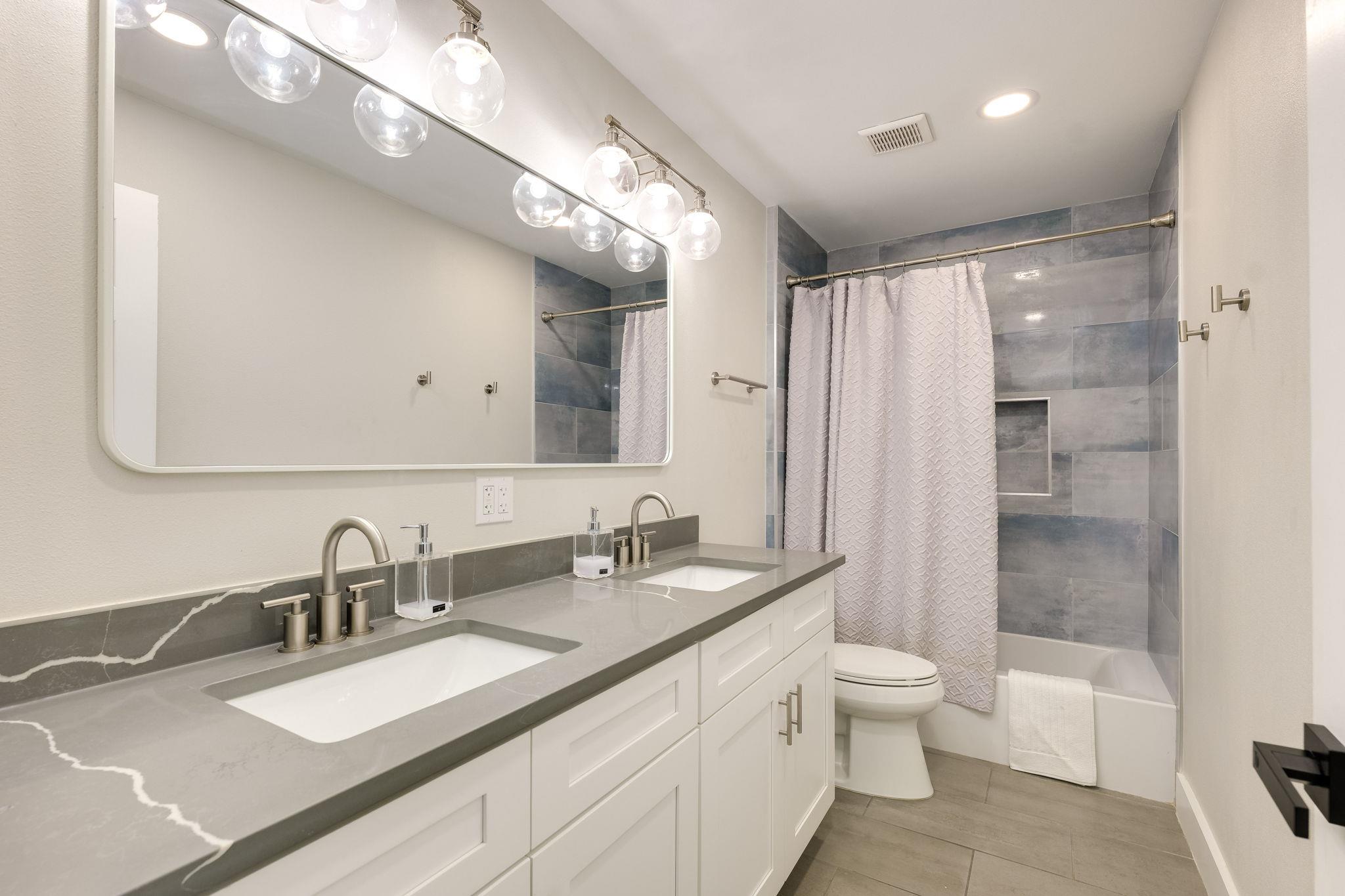 2020 Magazine St, Austin, TX 78727