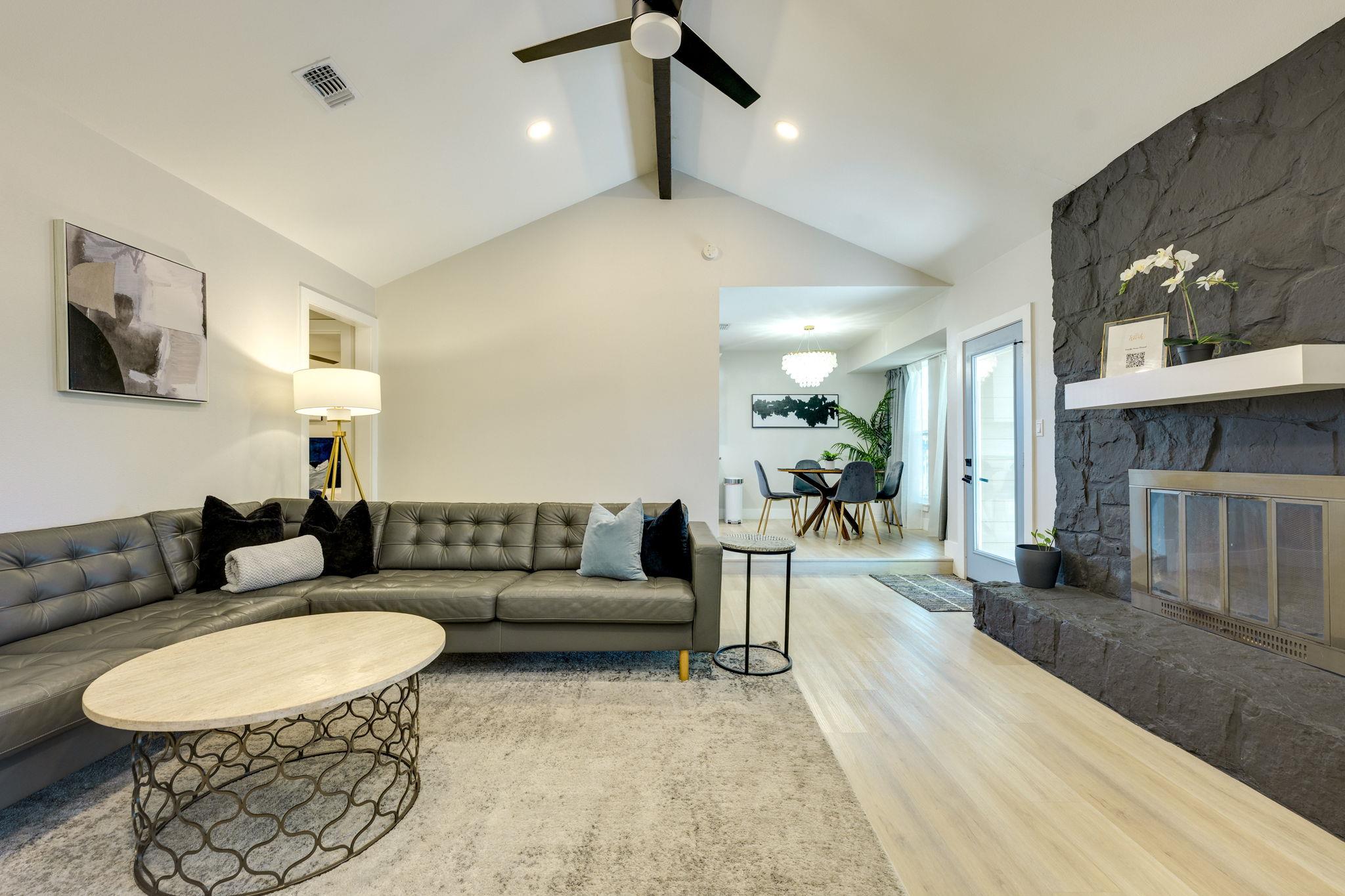 2020 Magazine St, Austin, TX 78727