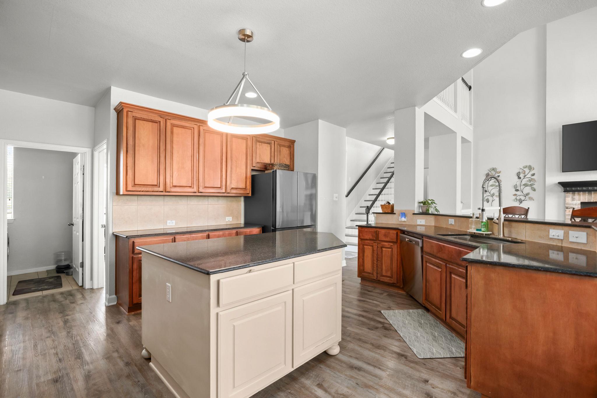 154 Old Settlers Dr, Bastrop, TX 78602