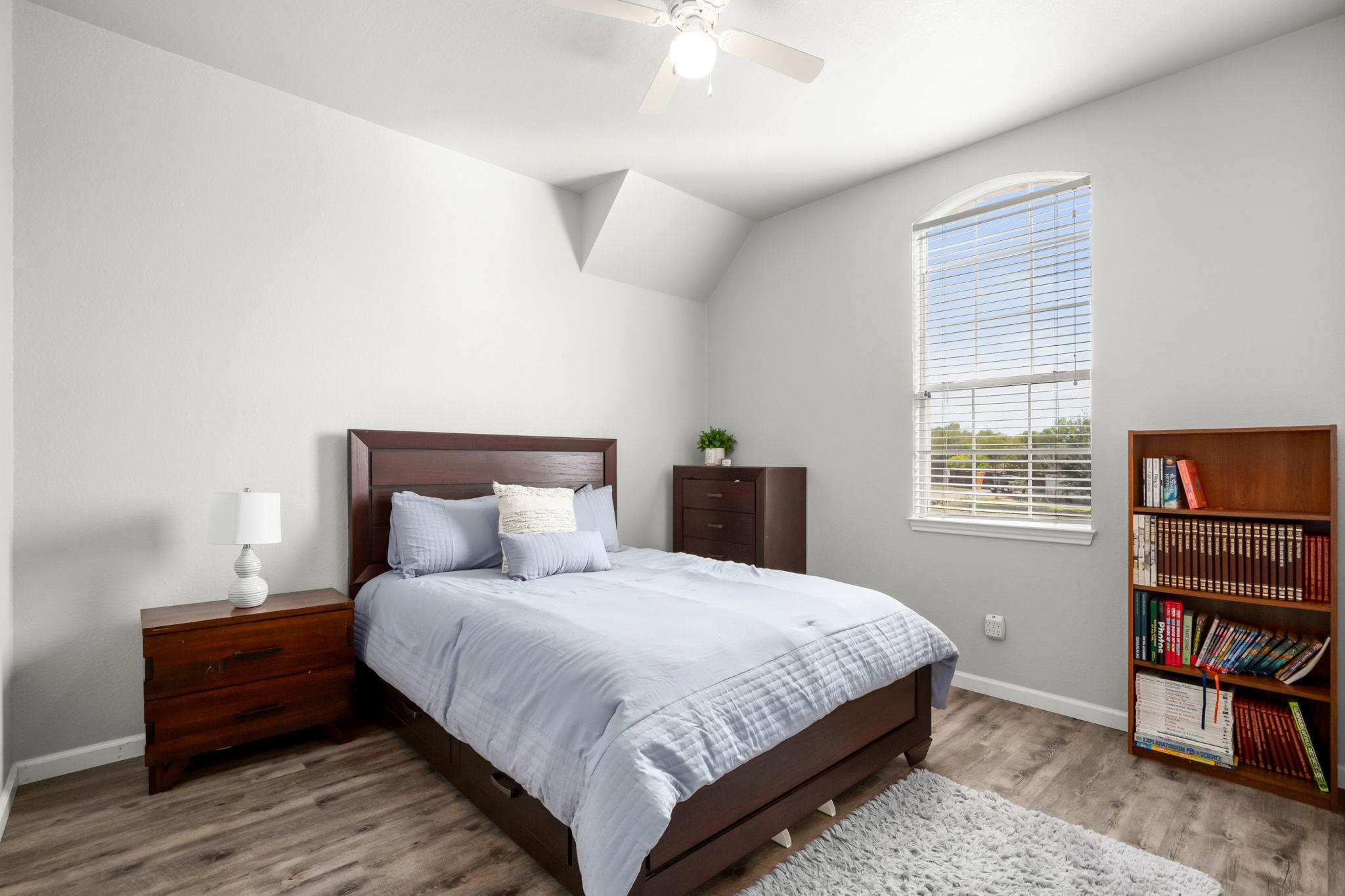 154 Old Settlers Dr, Bastrop, TX 78602