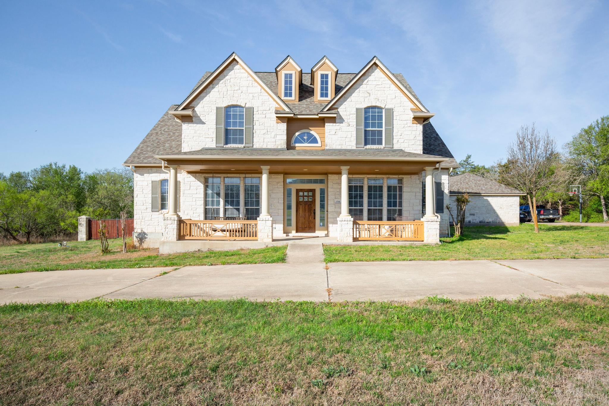 154 Old Settlers Dr, Bastrop, TX 78602