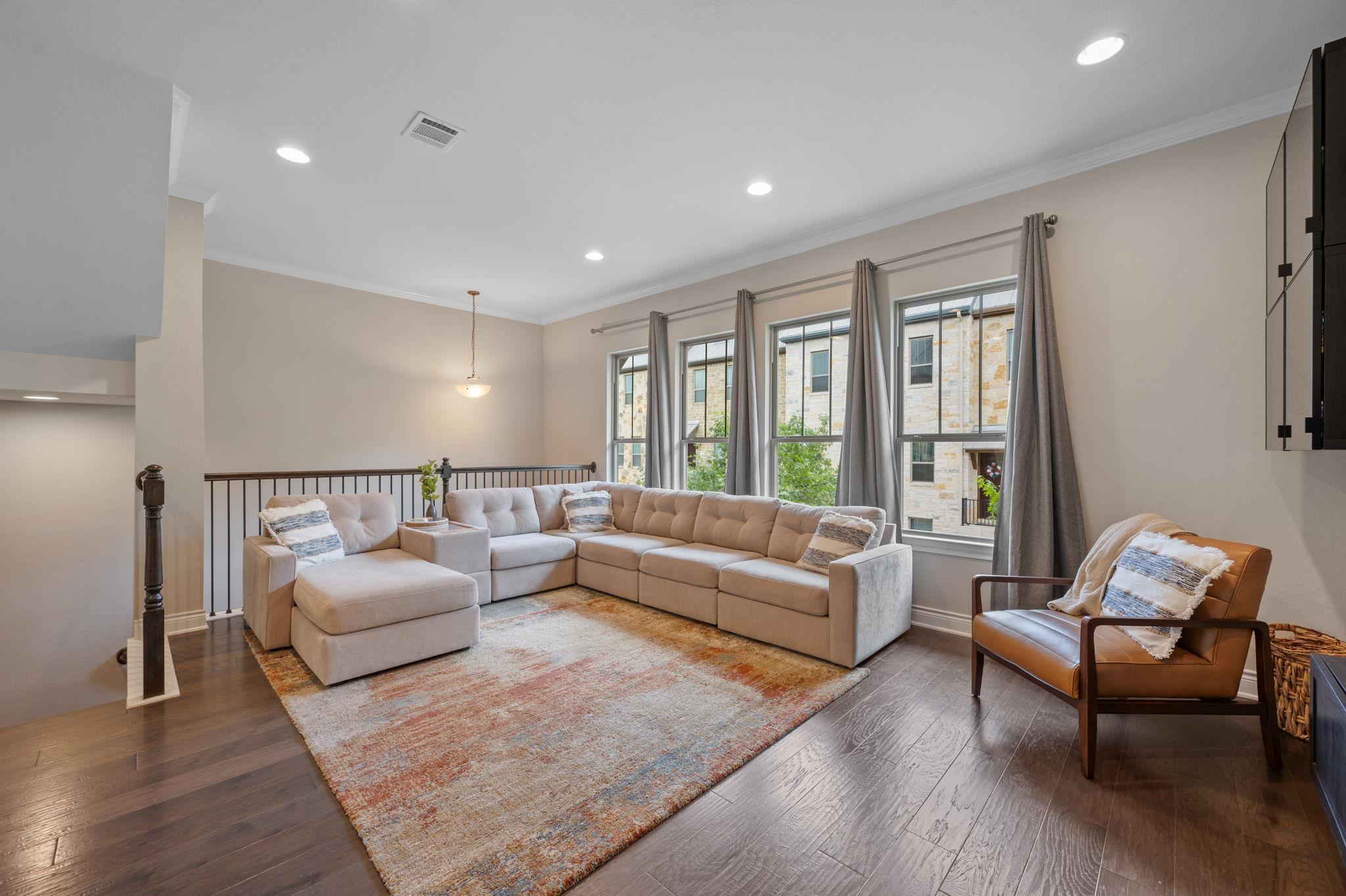 308 Adams St, Georgetown, TX 78628