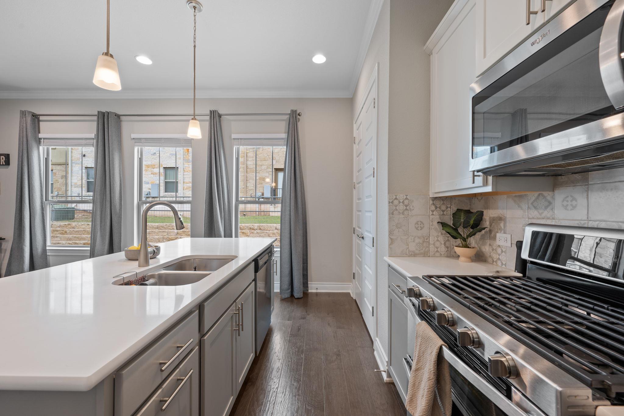 308 Adams St, Georgetown, TX 78628