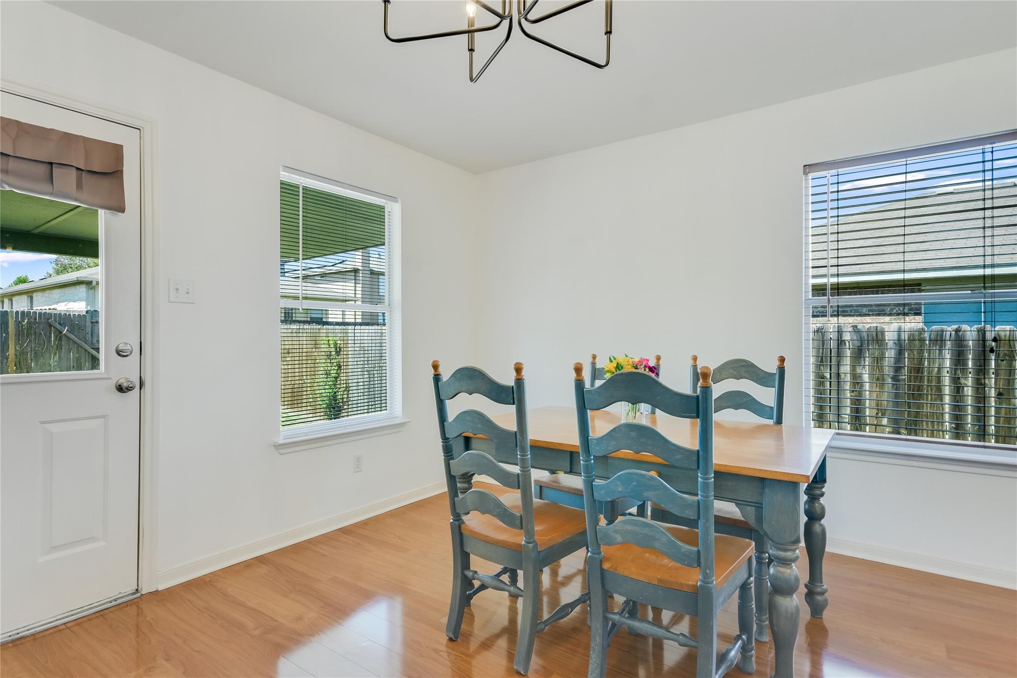 201 Woodley Rd, Leander, TX 78641