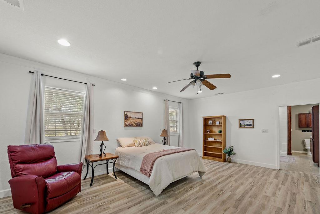 2795 W Highway 290, Dripping Springs, TX 78620