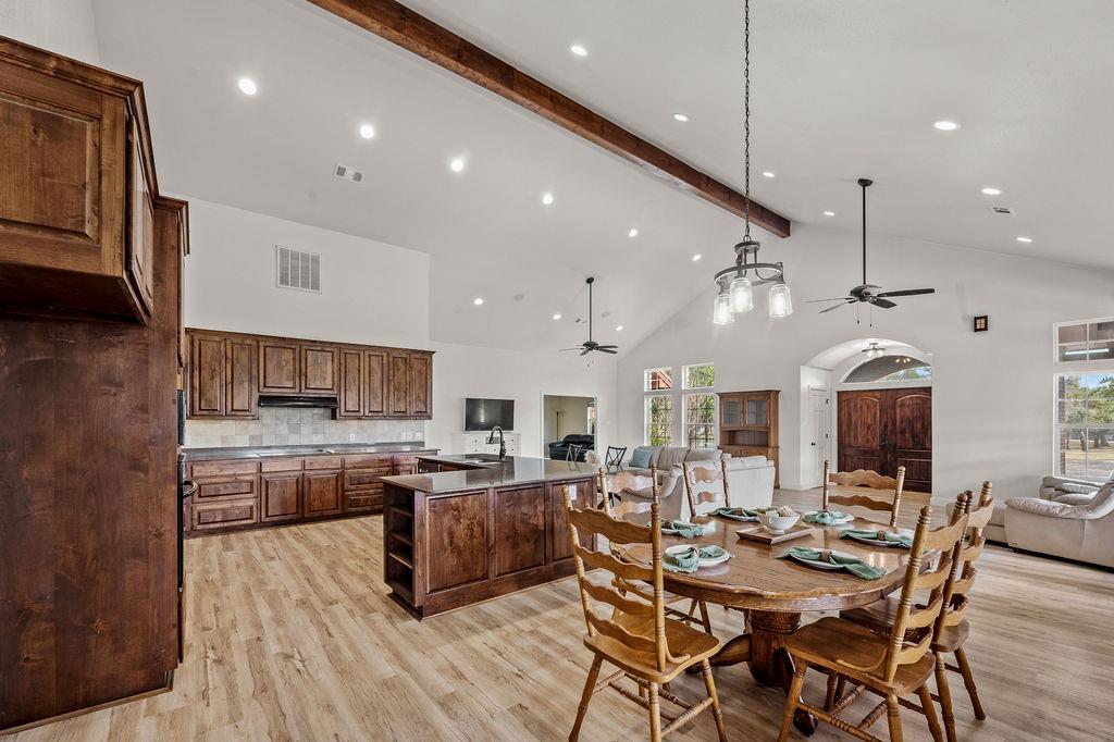 2795 W Highway 290, Dripping Springs, TX 78620