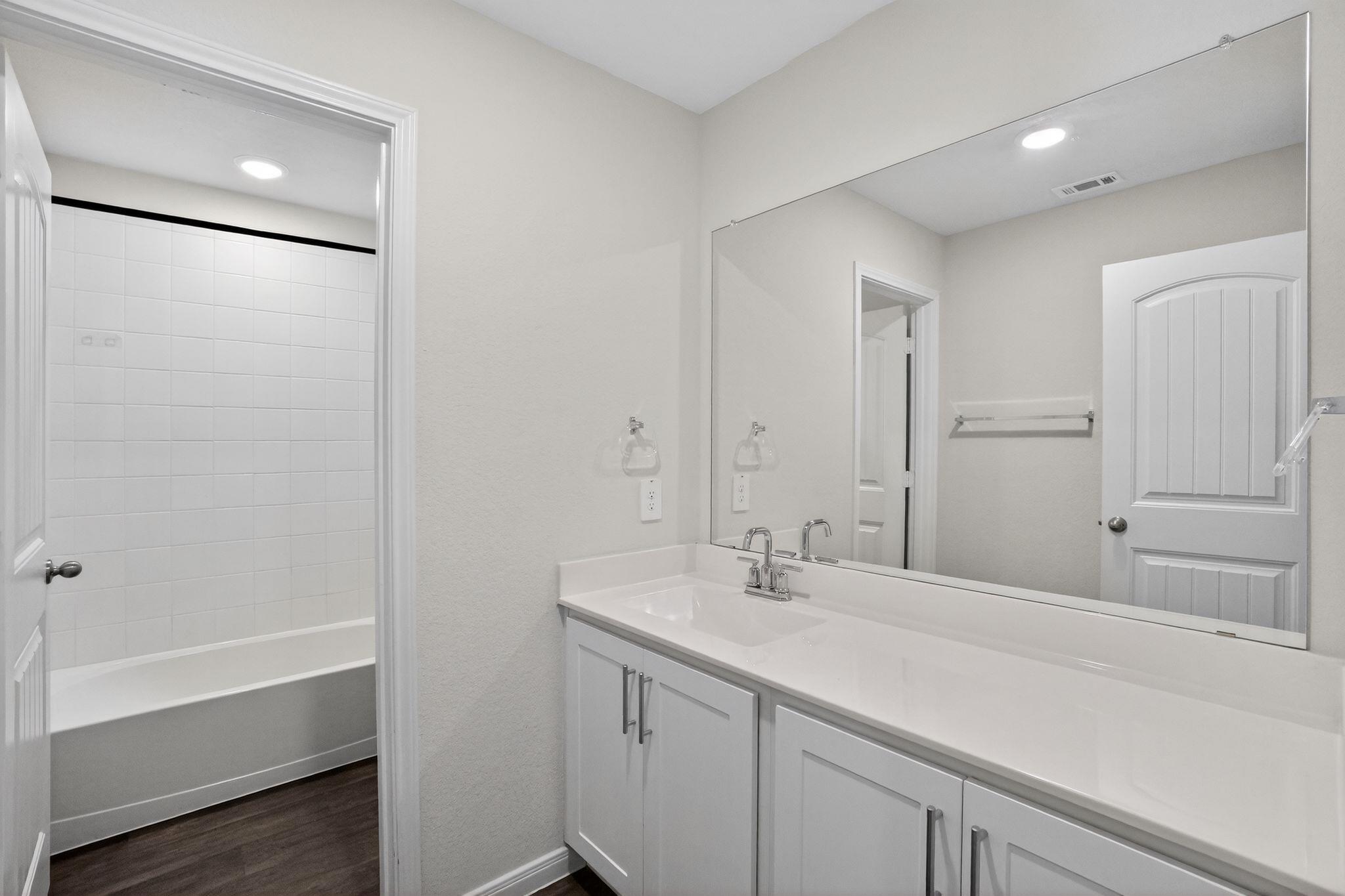 233 Bethpage Dr, San Marcos, TX 78666