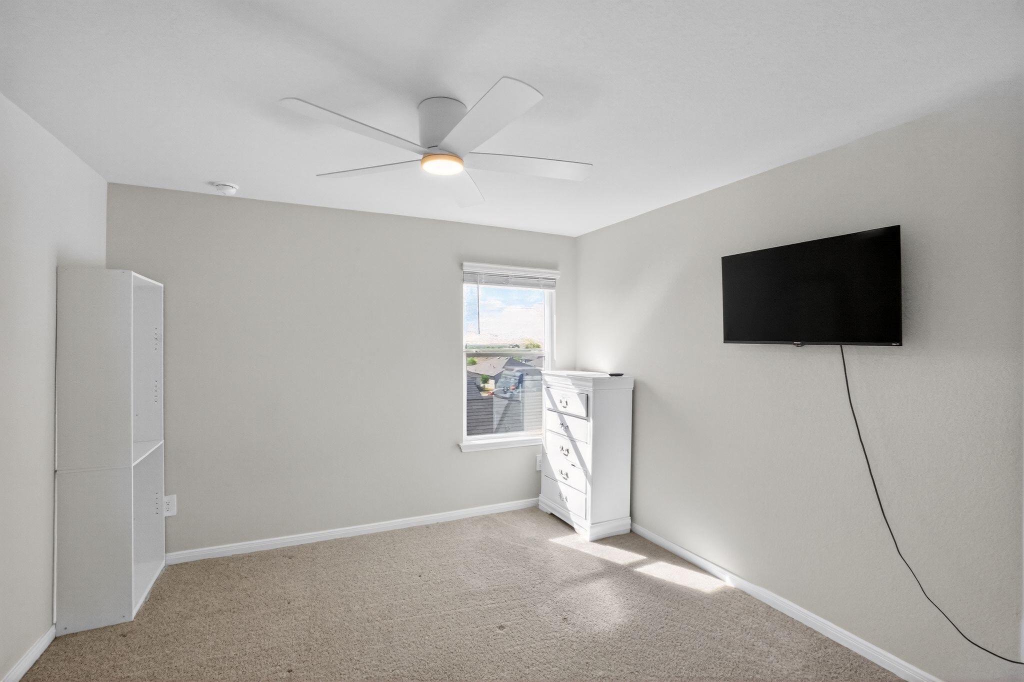 233 Bethpage Dr, San Marcos, TX 78666