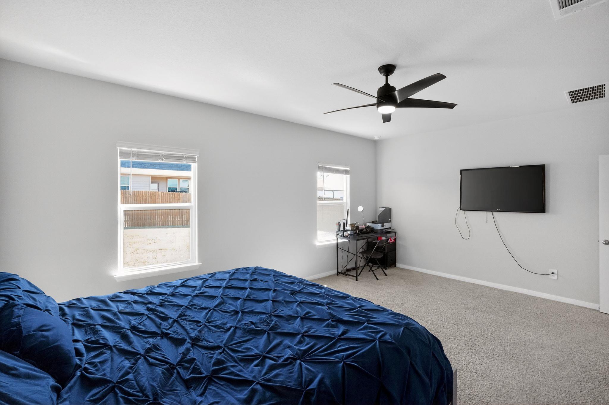 233 Bethpage Dr, San Marcos, TX 78666