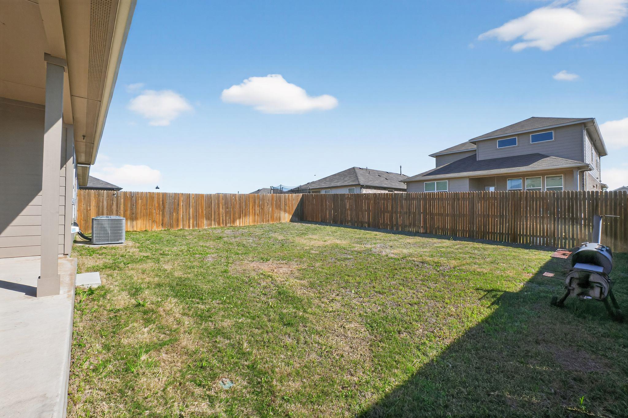 233 Bethpage Dr, San Marcos, TX 78666